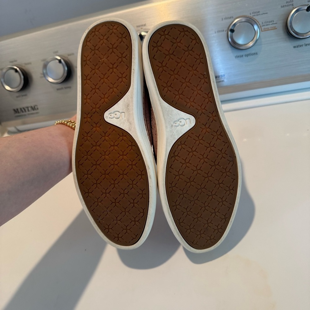 UGG Adley Perf Slip-On Blush Pink Dusty Rose 5.5 - Picture 2 of 9